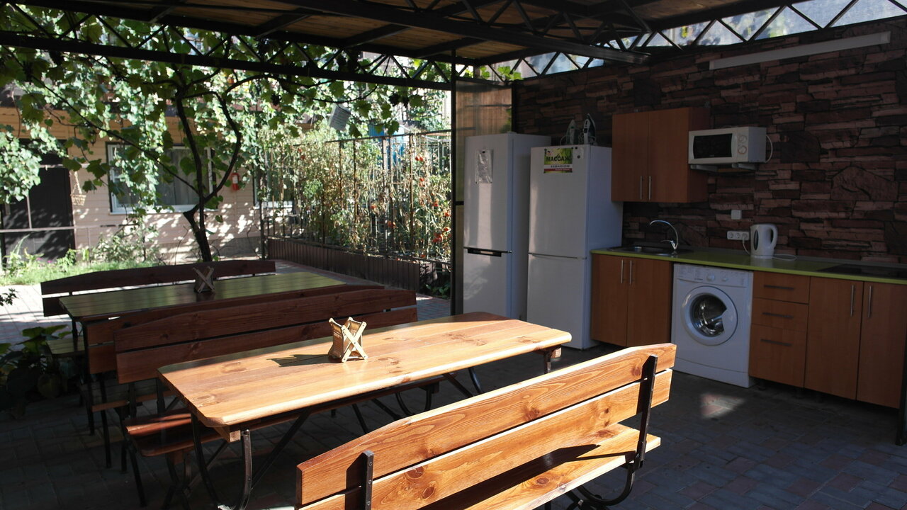 Гостиница Гостевой дом на Ростовской 9 Ейск