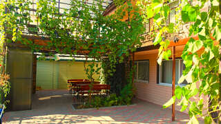 Гостиница Гостевой дом на Ростовской 9 Ейск Номер-студия-5